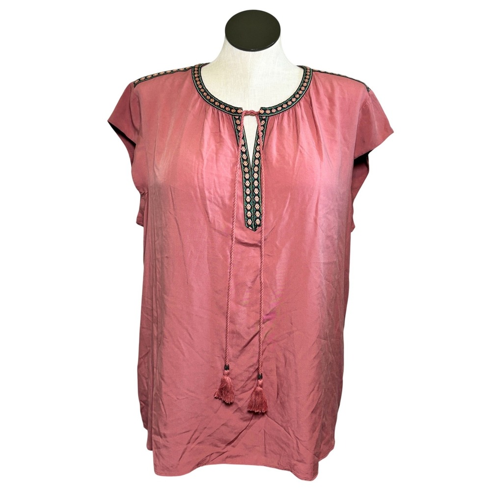 Anthropologie Boho Embroidered Tassel Split Neck Cap Sleeve Blouse Dusty Rose XL